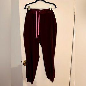 Figs Zamora jogger scrub pants, Burgandy in 2XL